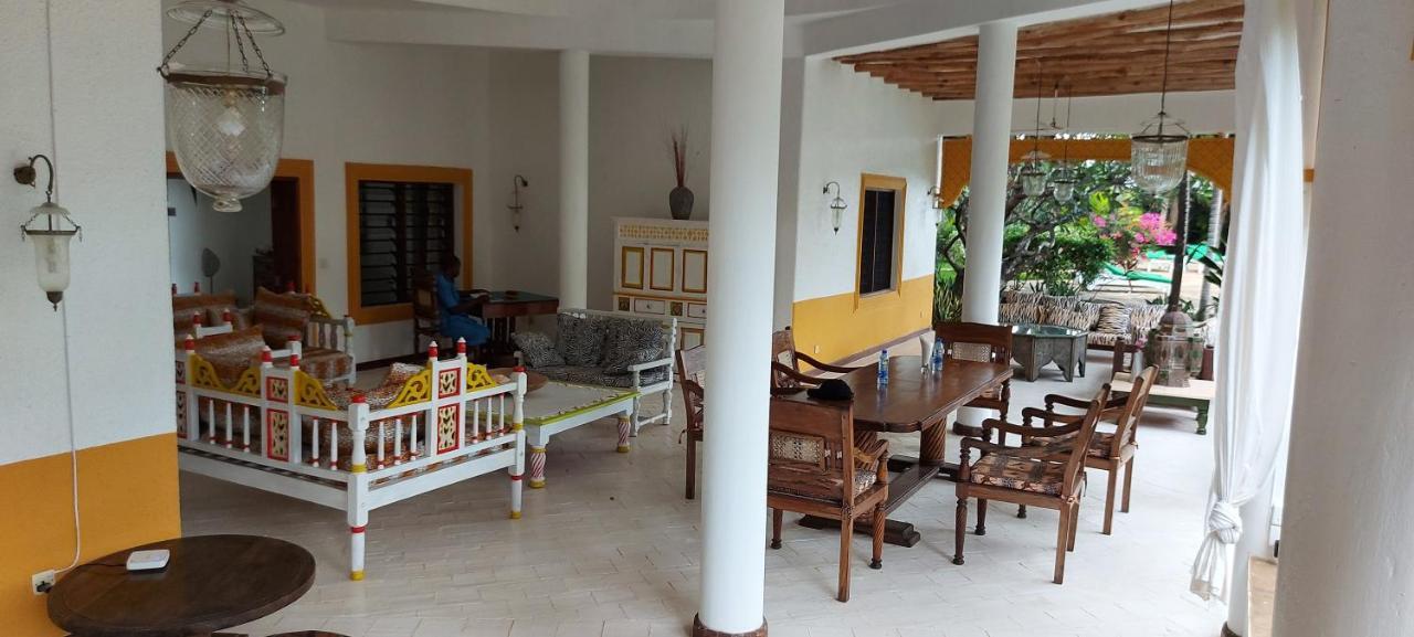 Villa Mela, Малинди Экстерьер фото
